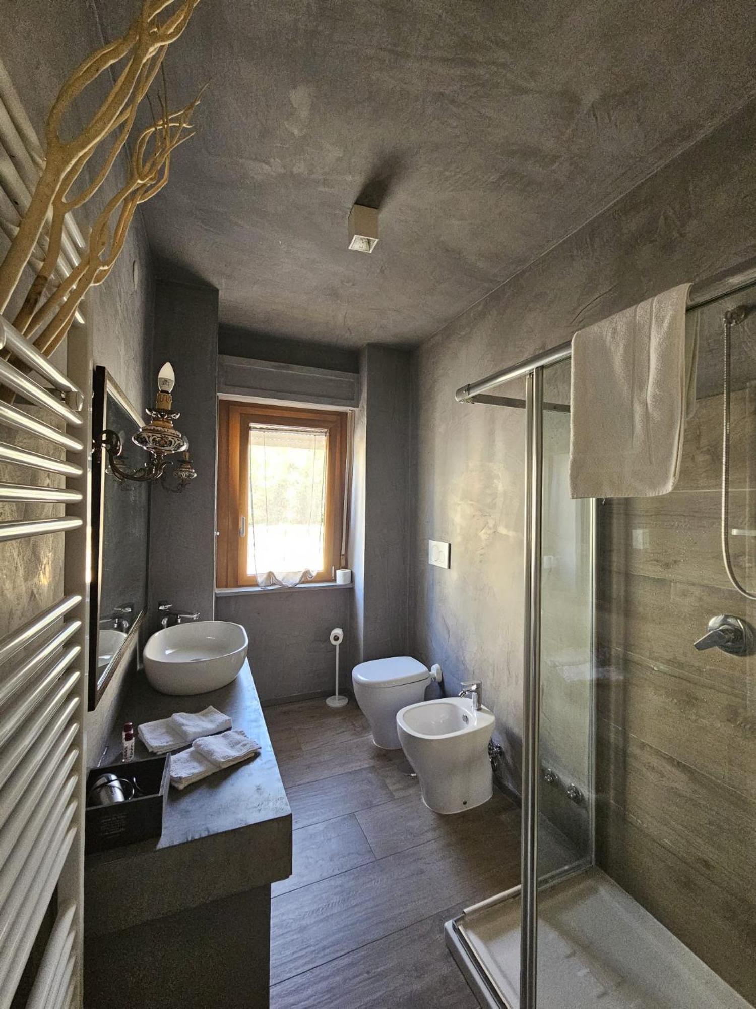 Bed And Breakfast Nikari Foligno Esterno foto