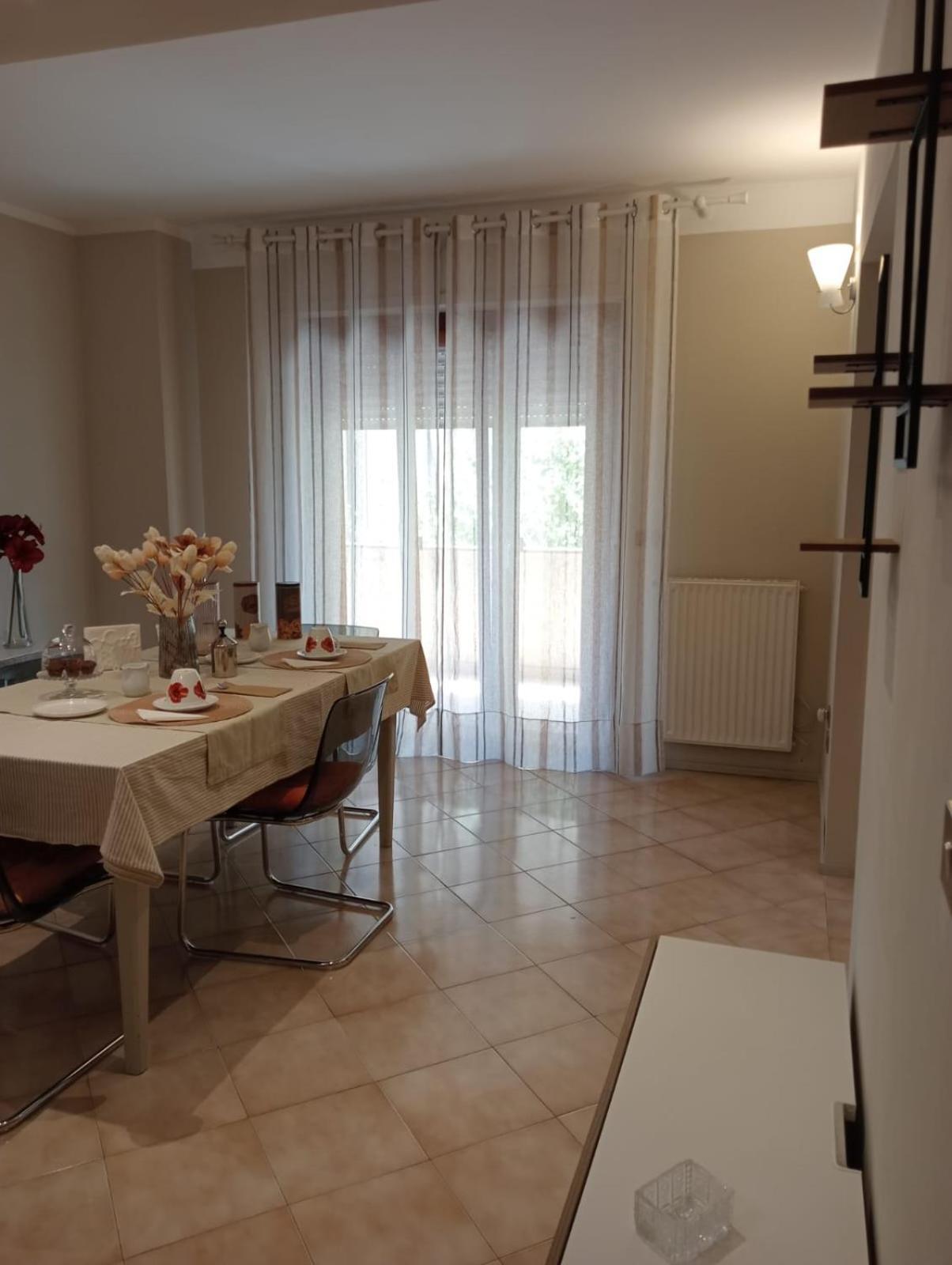 Bed And Breakfast Nikari Foligno Esterno foto